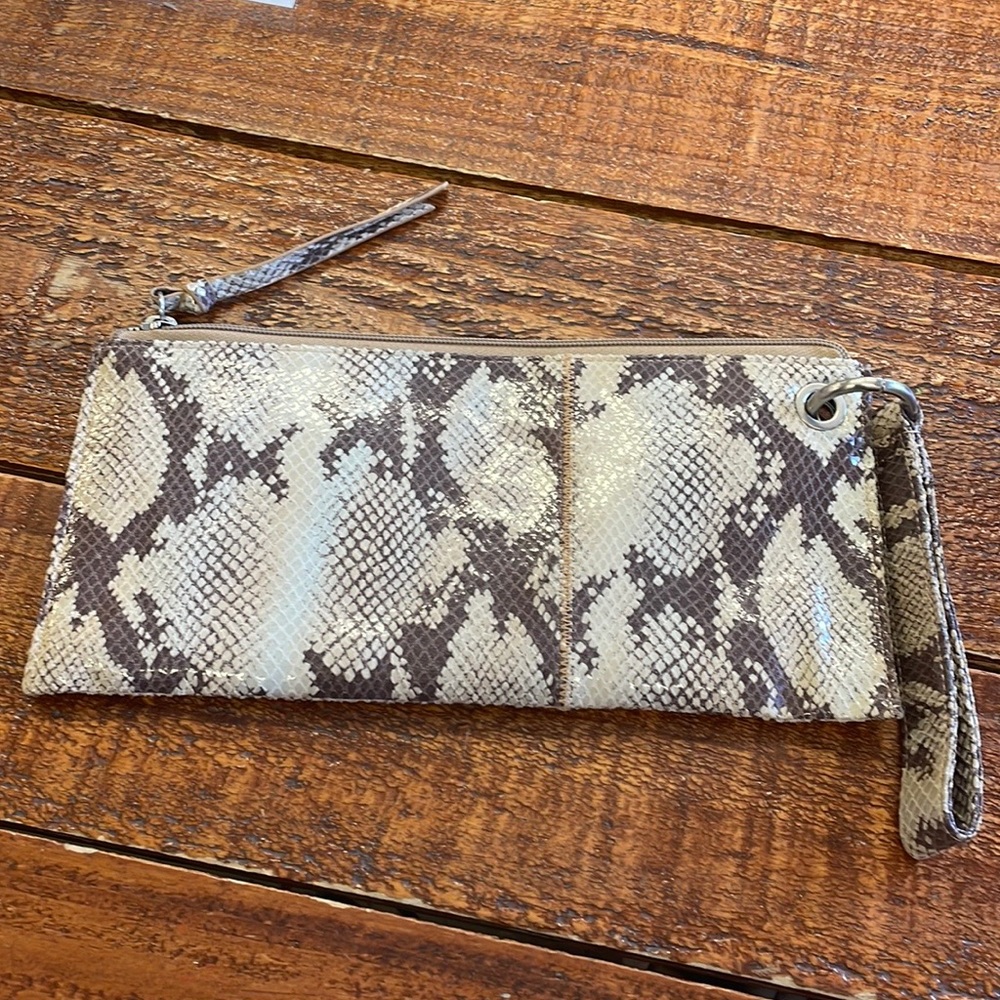 Hobo clutch wristlet